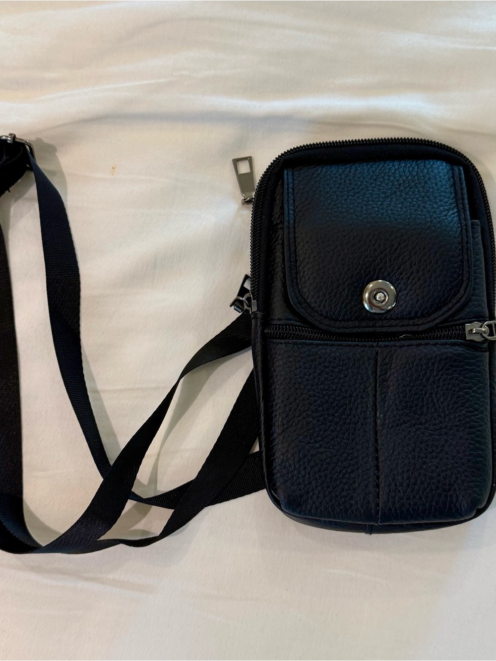 Black Men's Crossbody Phone Pouch
